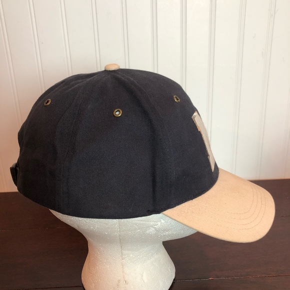 Disney Large M Mickey Cap - Picture 5 of 11